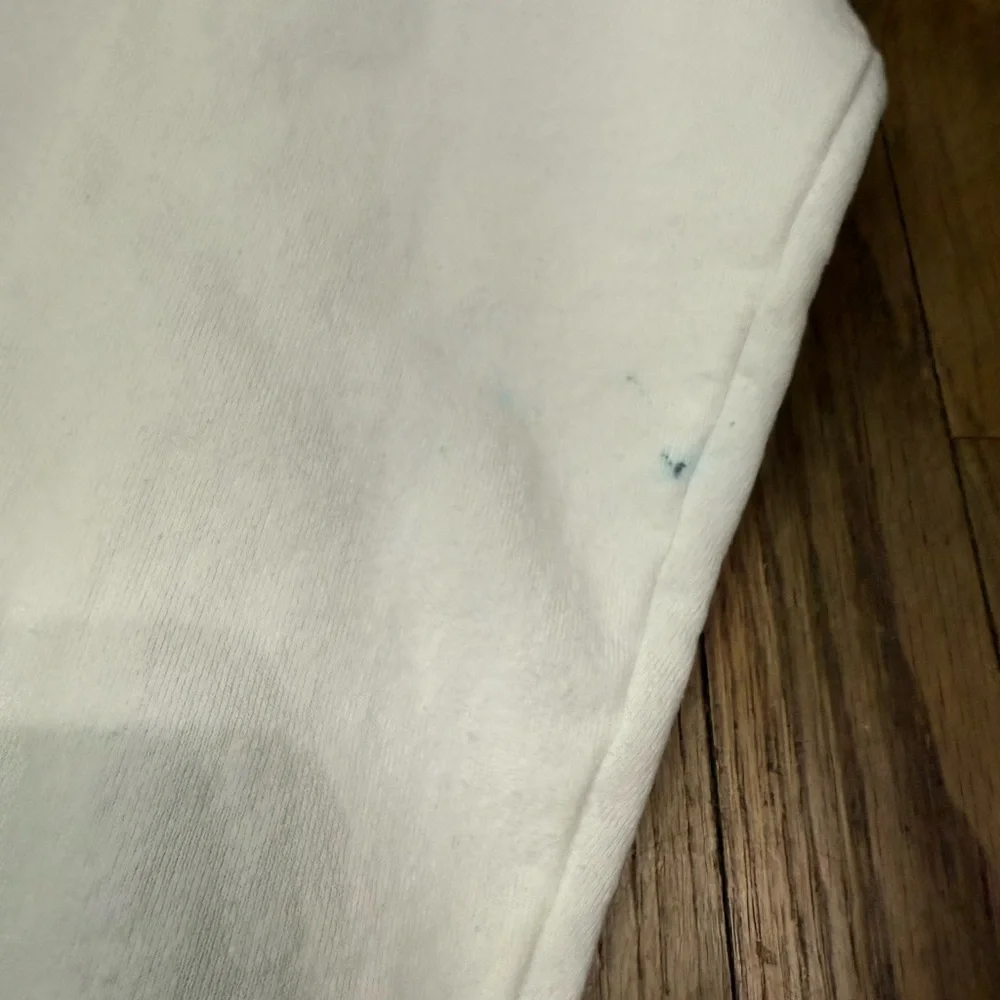 Vintage Hanes Sewn Kitten Pattern Playing Yarn White Size Medium Colorful - Picture 8 of 8